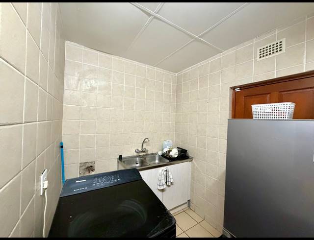 2 BEDROOM SECTIONAL TITLE FOR SALE IN ARBORETUM